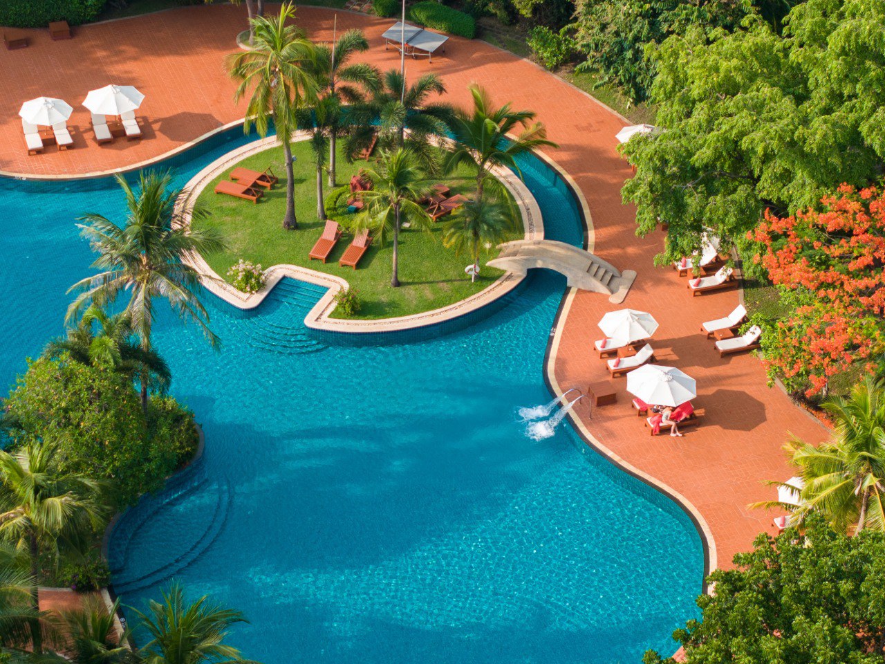 Country Signature Tours